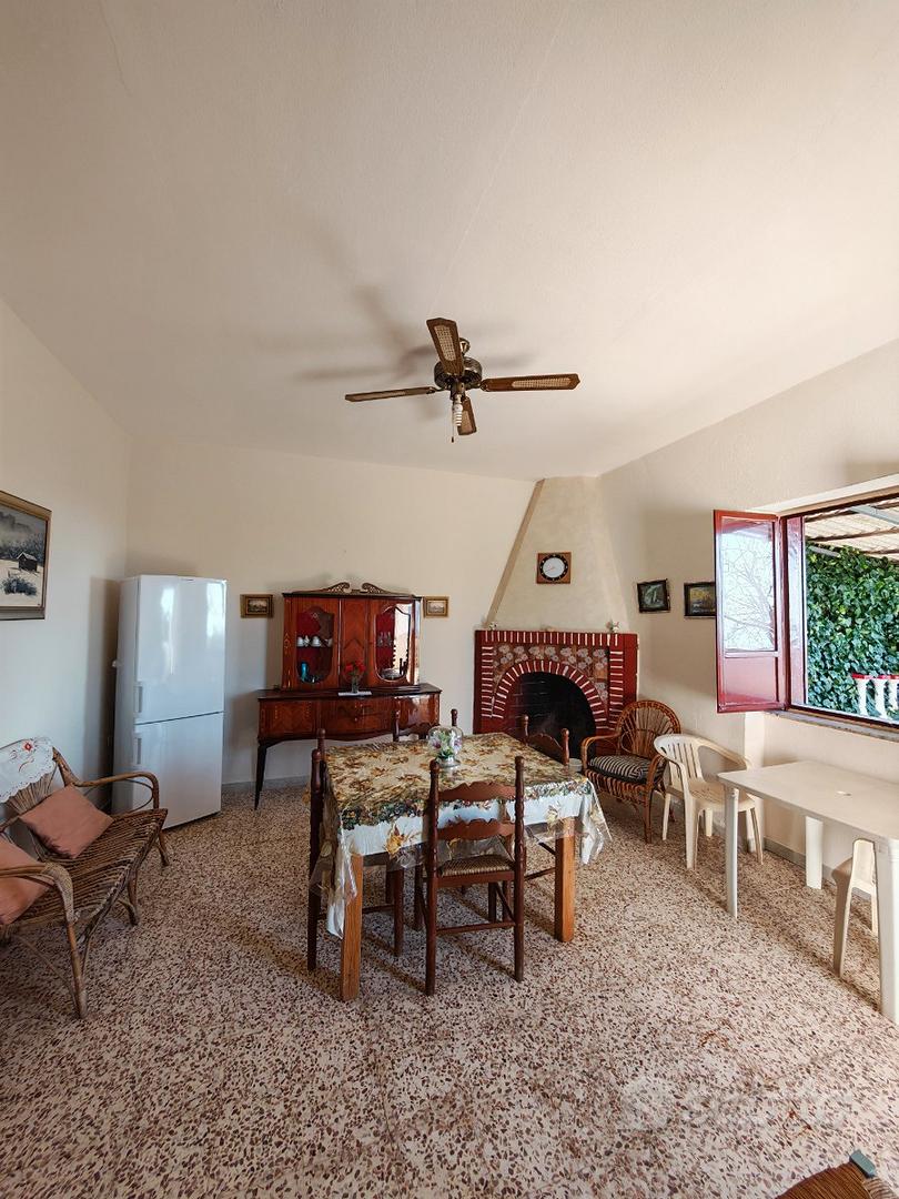 Casale di Campagna con terreno - Vista 2
