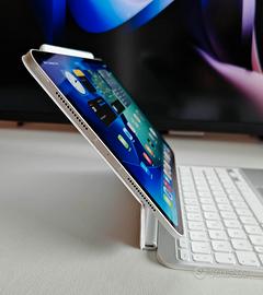 iPad pro 11" m5 512 cell