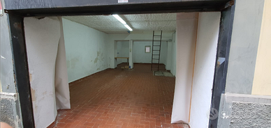 Deposito/garage Vico Cacciottoli Vomero