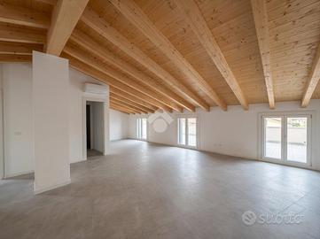 3 LOCALI A VILLONGO