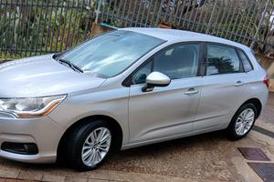 Citroën C4 berlina HDI