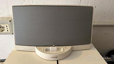 Cassa Bose con adattatore iPhone incluso