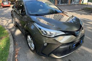 TOYOTA CHR 1.8 HYBRID E-CVT ACTIVE  COLORE BRONZO