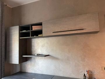 Parete tv piu tavolo