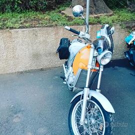 moto Aprilia 
