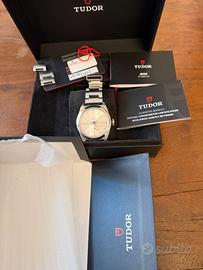 TUDOR BLACK BAY HERITAGE  41 mm - euro 2300