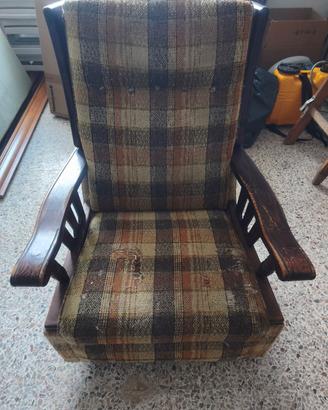 Antica poltrona vintage old west a dondolo