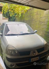 Clio renault neopatentati