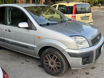 Ford fusion 1.4 tdci