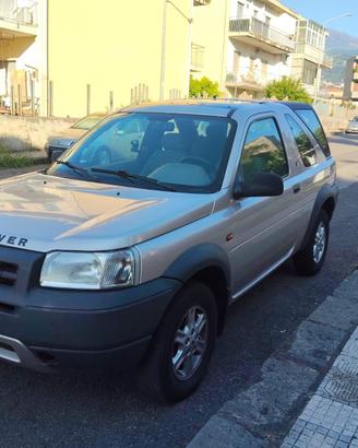 Land Rover Freeland 1