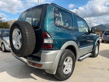 pajero 2.5 glx tratt.le
