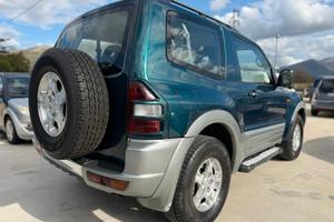 pajero 2.5 glx tratt.le