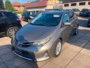 toyota-auris-1-4-d-4d-lounge