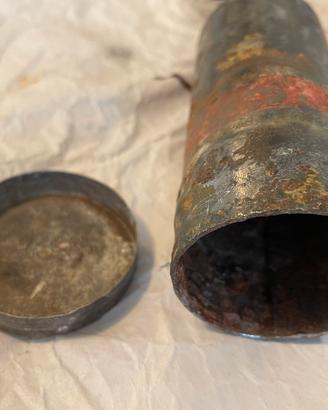 Vasetto in ferro inglese, inerte, 2” WW2