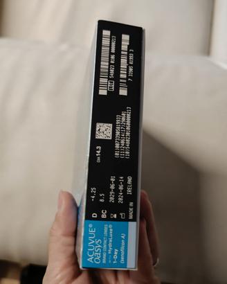 acuvue oasys with hydraluxe 