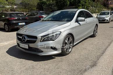 MERCEDES CLA 200 d Automatic Premium
