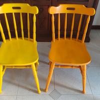coppia di sedie in legno