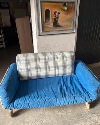 Divano letto richiudibile