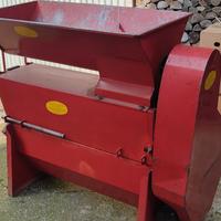 Macchina pigiatrice e diraspatrice