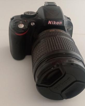 Fotocamera Nikon D5100+ accessori