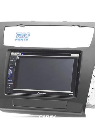 CORNICE NERA PER AUTORADIO 2-DIN BMW SERIE 1 E81 E