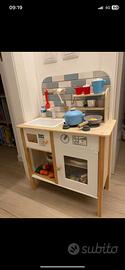 Cucina gioco bimbi completa di tutto gli acessori