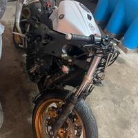 Ricambi yamaha r6 2003
