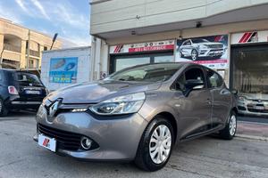 RENAULT Clio 1.2 75 CV GPL 5p. Costume National