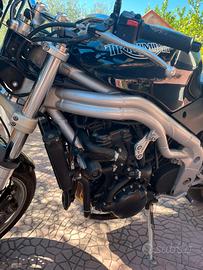 Triumph speed triple 955i