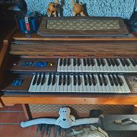 organo Farfisa 