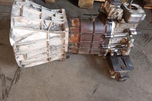 CAMBIO LAND ROVER DISCOVERY 300 2,5 TD LEGGI DETTA