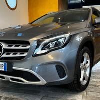 MERCEDES-BENZ GLA 180 Sport
