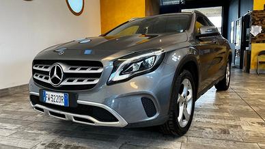 MERCEDES-BENZ GLA 180 Sport
