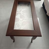 Tavolino in legno da salotto