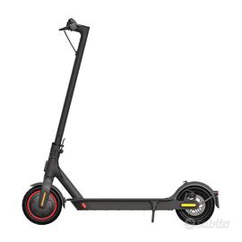Monopattino Xiaomi Mi Electric Scooter Pro 2