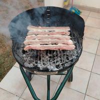 barbecue a carbonella esterno