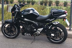 Yamaha fz6.   600