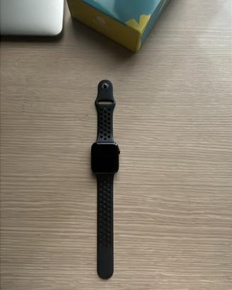 Apple watch serie 6 x nike