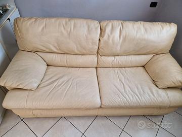 Divano letto in pelle