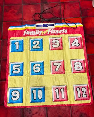 Nintendo Family fun fitness + ATHLETIC WORLD