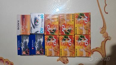 10 videocassette Mini DV nuove 