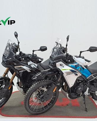 CFMOTO 450 MT MY26 Akrapovic in omaggio DA 84 euro