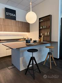 Cucina con isola Stosa