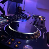 CDJ PIONEER 2000 NEXUS 2 + DJM 900 NEXUS