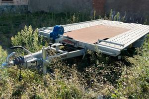 Carrello rimorchio per trasporto quad