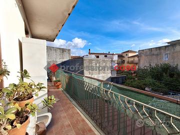 Camporotondo Etneo - 4 Vani Balconato