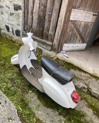 Vespa 50 r