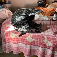 Casco con maschera