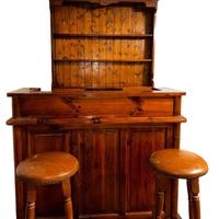 Piano Bar in noce con Bottigliera e 2 Sgabelli