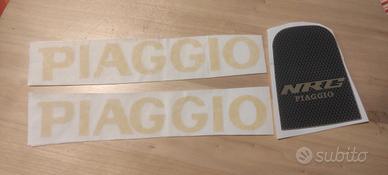 Adesivi Piaggio nrg mc2 carbon look 